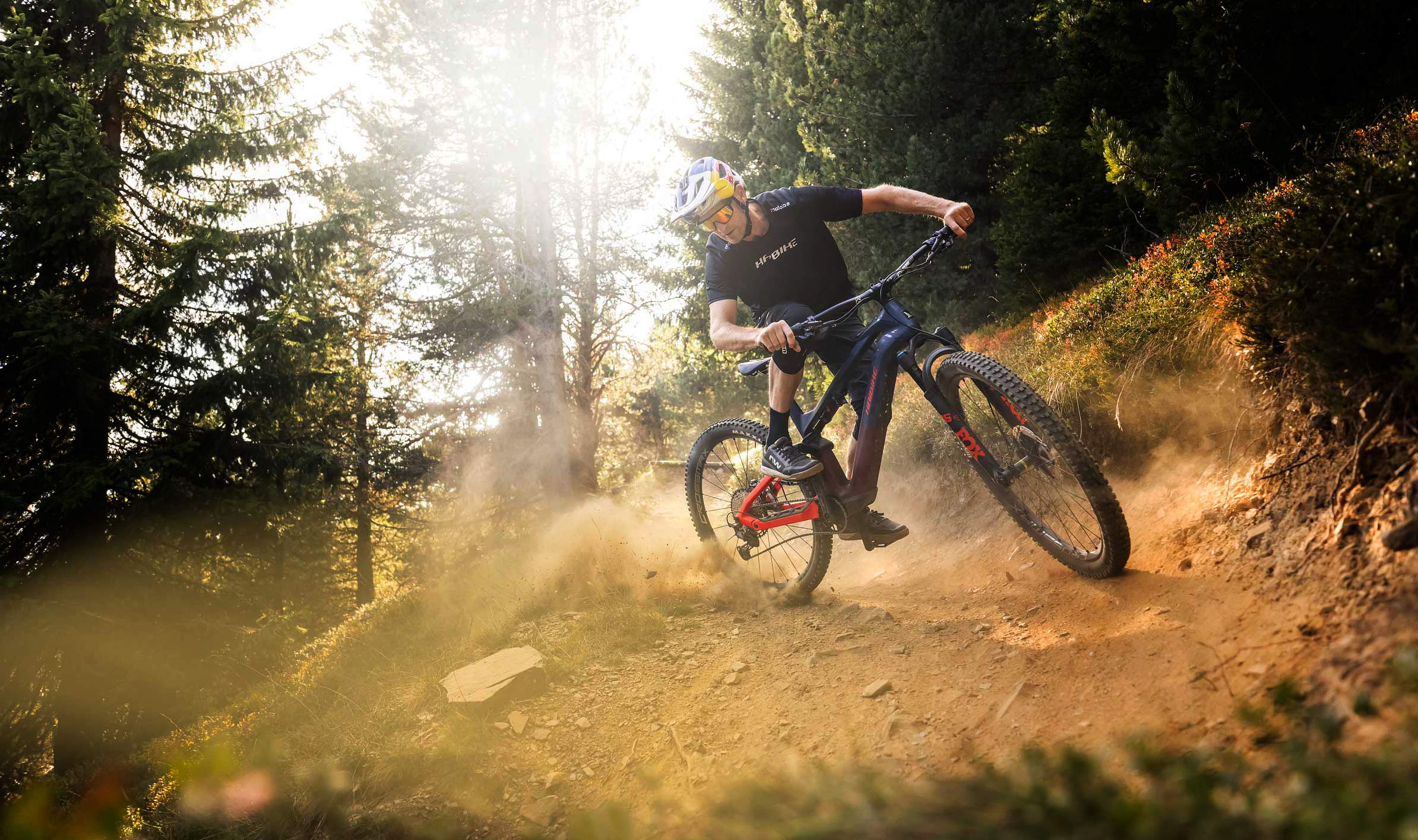 haibike_tom_oehler_lyke_mtb_enduro_ebike_drift_flick